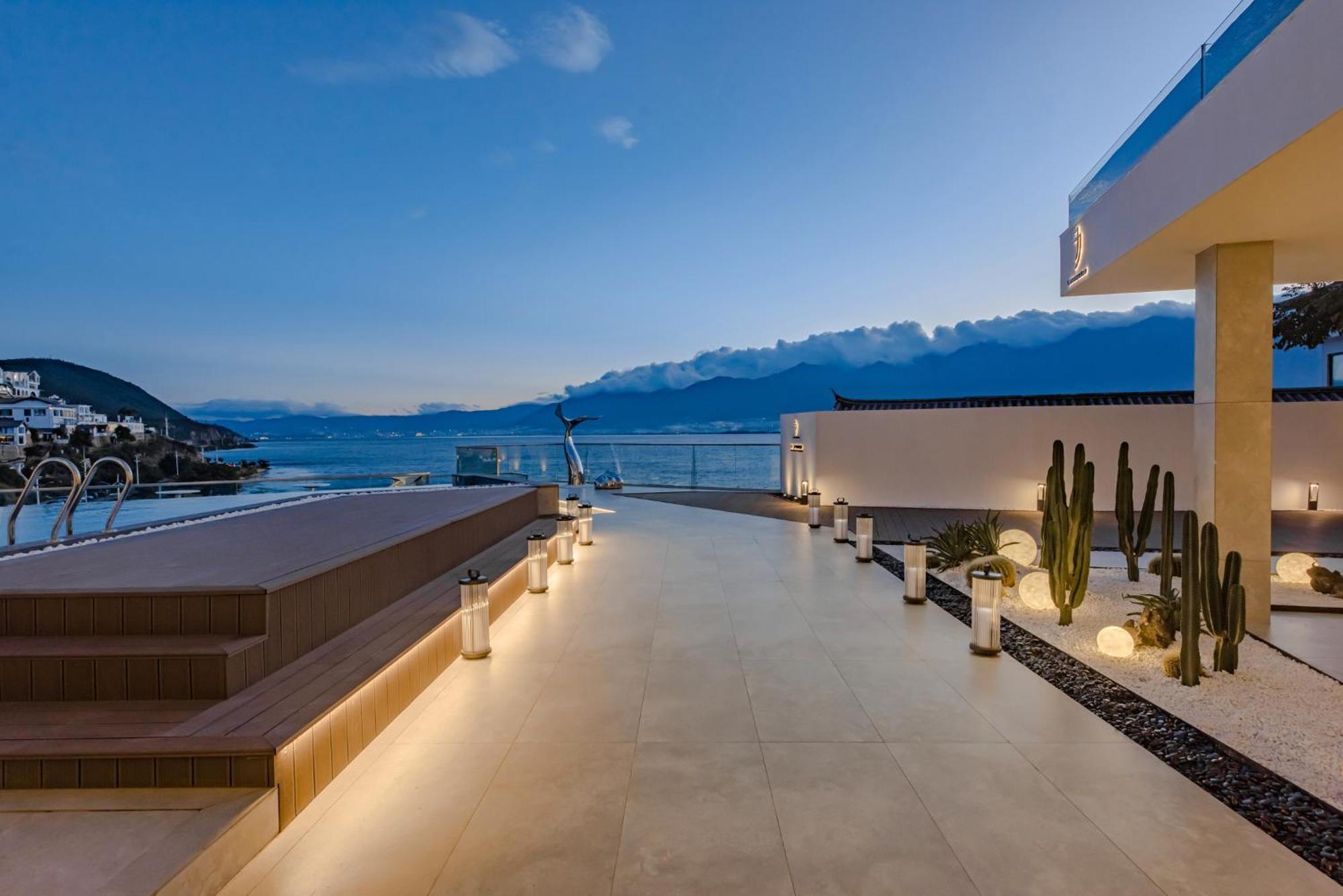 Dali Oriental Seaview Hotel -Dali Erhai Bagian luar foto