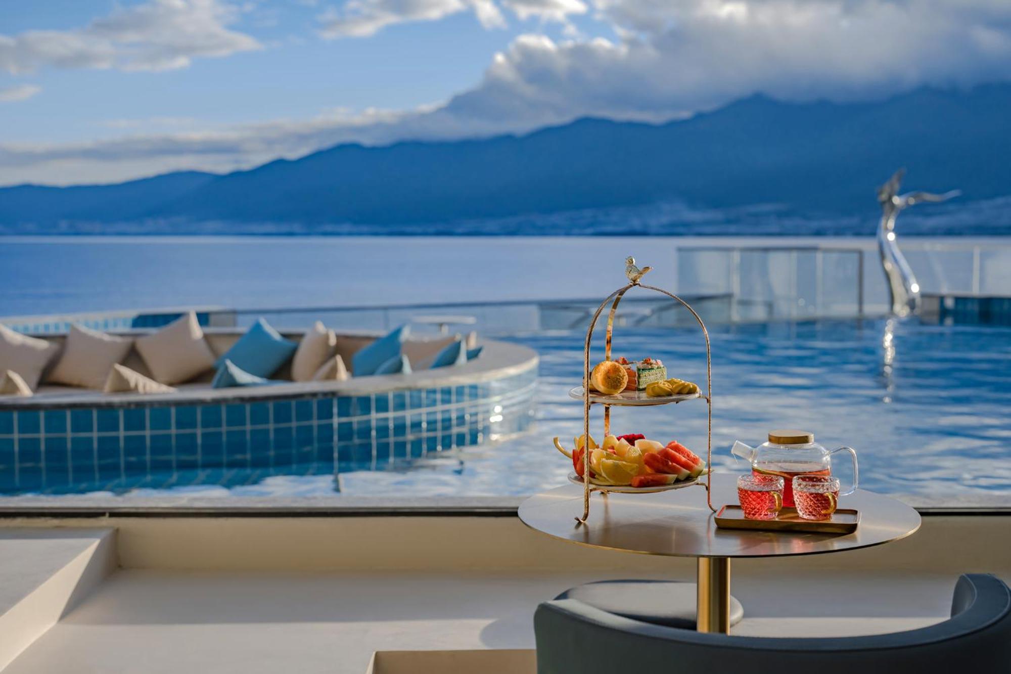 Dali Oriental Seaview Hotel -Dali Erhai Bagian luar foto