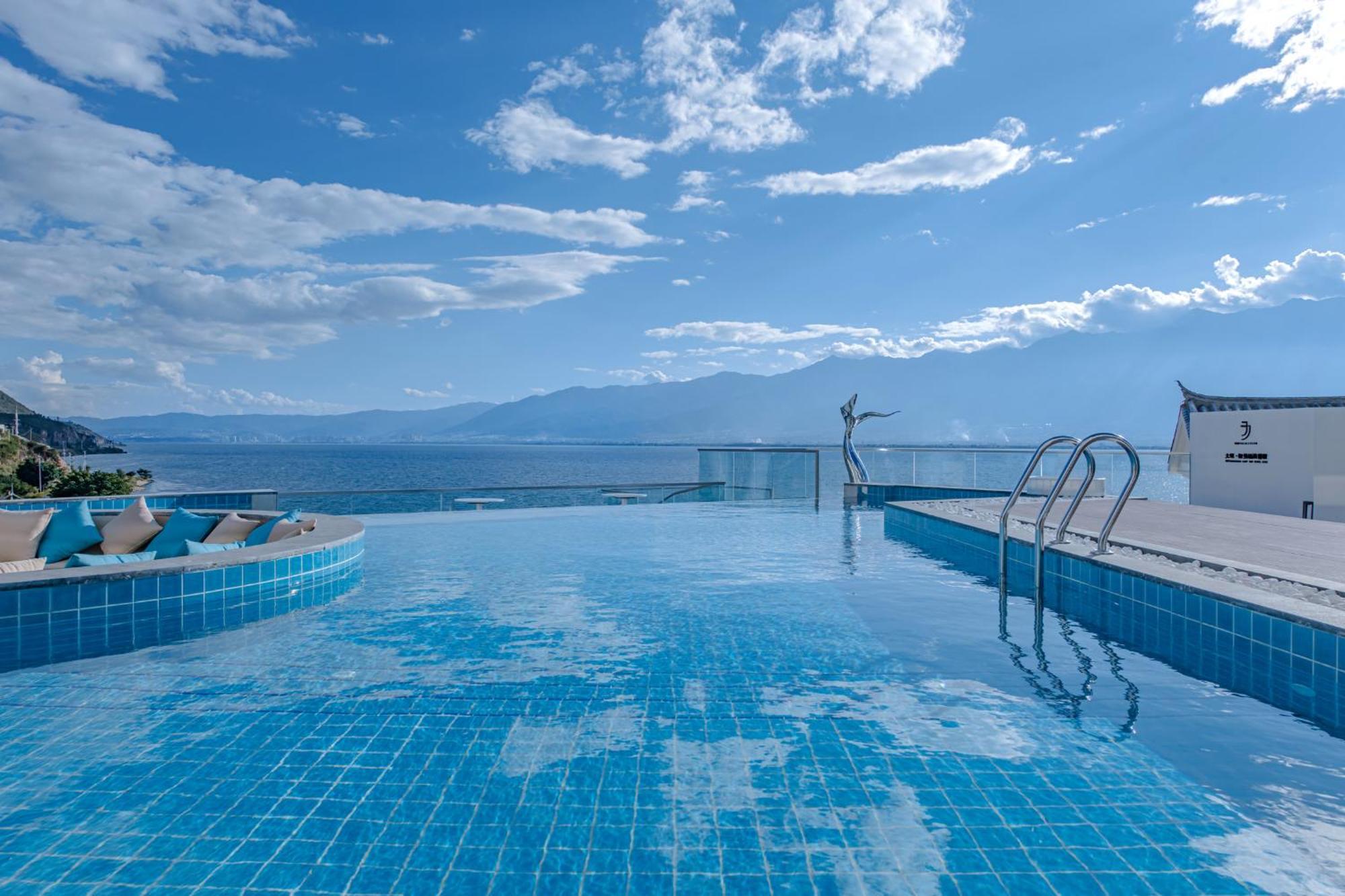 Dali Oriental Seaview Hotel -Dali Erhai Bagian luar foto