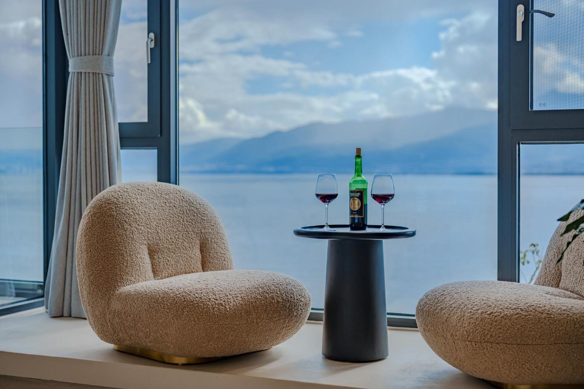 Dali Oriental Seaview Hotel -Dali Erhai Bagian luar foto